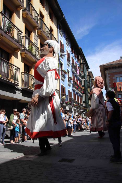 Erraldoiak eta buruhandiak T 28 1561218577011