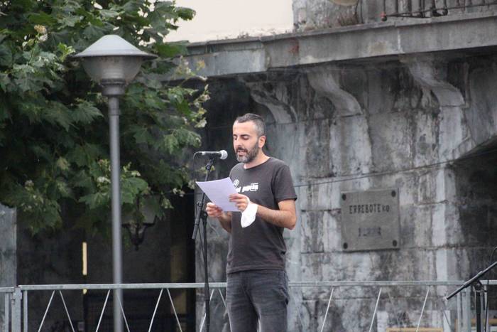 "Remirengatik" 13 1596275126009