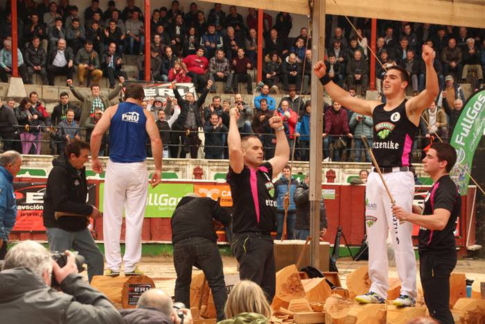 Iker Vicente eta Arria V.a 65 1523190929989