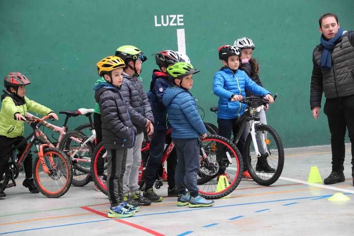 Irurako Bizikleta Asteburua 12 1573318060738