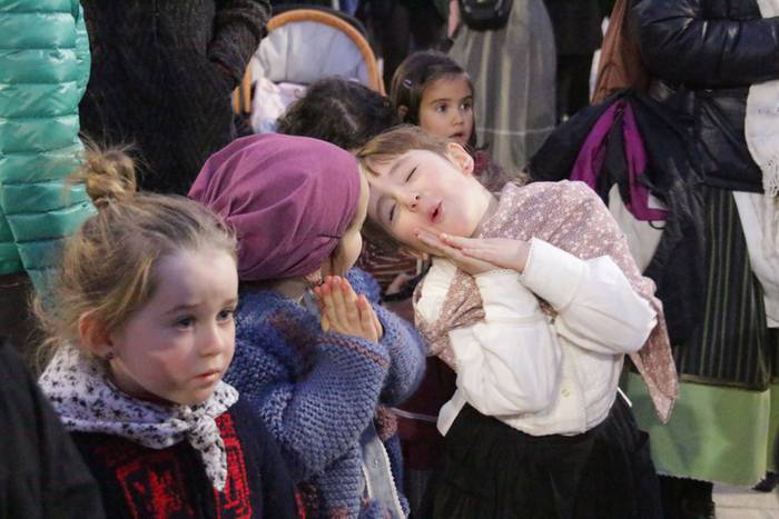 Olentzero eta Mari Domingi 2015 25 1450983297843