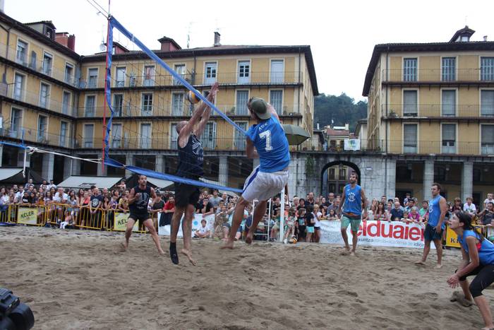 IX. Hondartzako Bolei Txapel 24 1536430647363