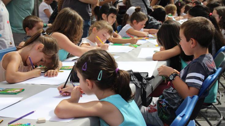 San Bartolome jaietako esku-programaren azala eta kartela aurkezteko epea zabaldu dute