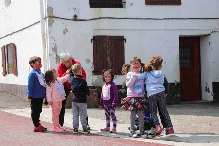 Korrikaren erritmora Alkizan 12 1555081355840