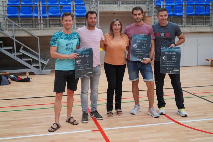 Eskola Kirolaren eredua defendatu dute, hitzez eta ekintzez