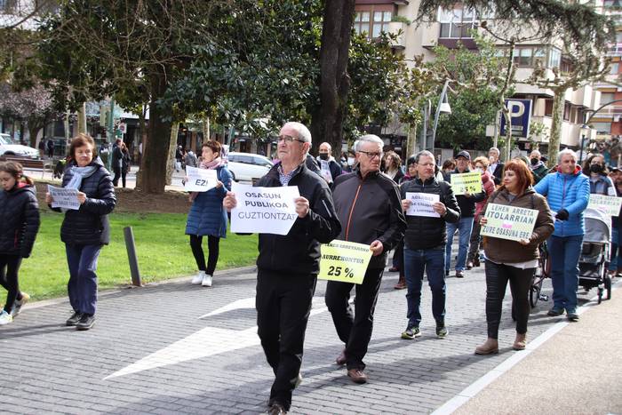 TOPA inauterietan manifestaz 17 1645792126359