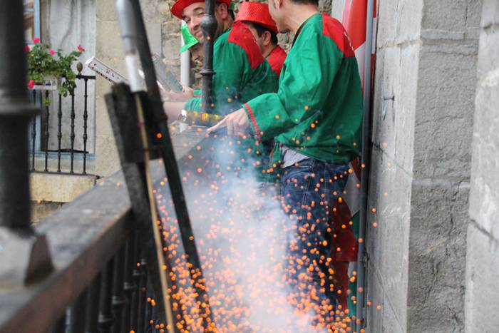 Hasi dira Asteasuko festak 2016 17 1467140331857