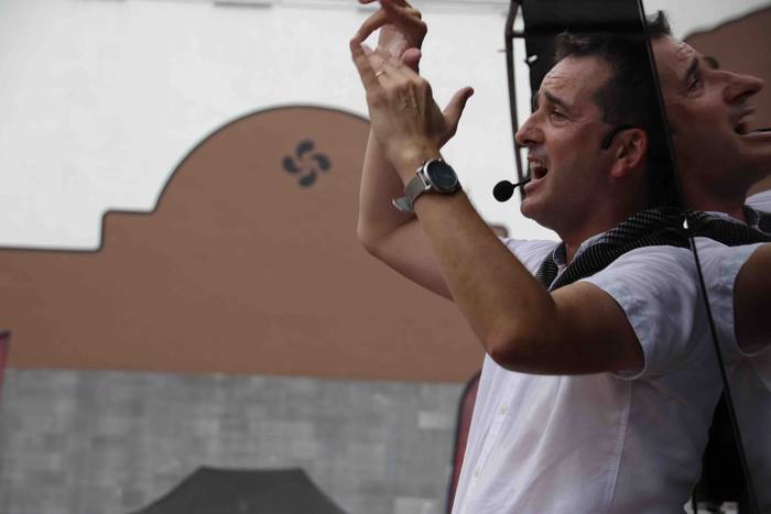 Jendetsua izaten ari da Erro 23 1659205835775