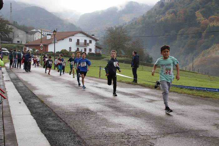 Ume krosa egin dute Amasako  16 1636802236882