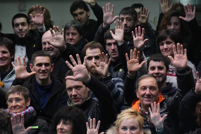 GURE ESKU DAGOREN GALDEKETA  5 1484992581428