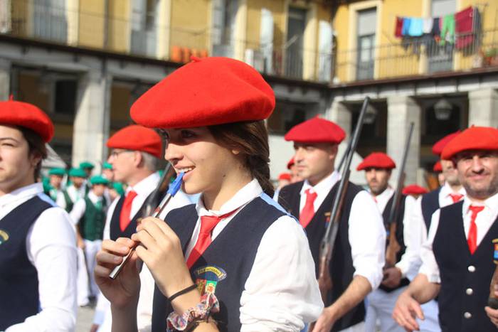 Lizarrez apaindutako kaleeta 67 1498311537510