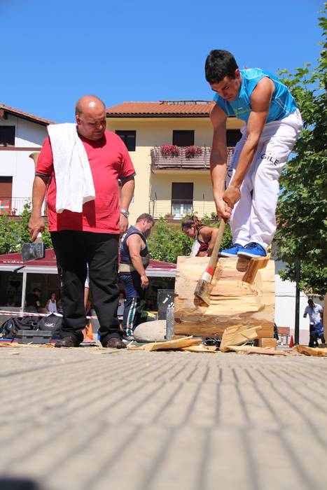 Eguna kirola eginez hasi dute Amezketan 33 1472039831176