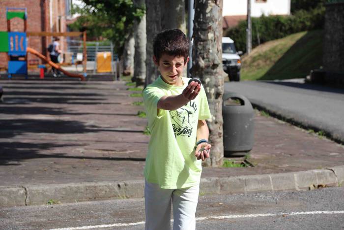 Bolo eta toka txapelketekin  26 1561204036954