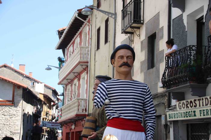 Santioak 2022 txupinazoa 41 1658663722905