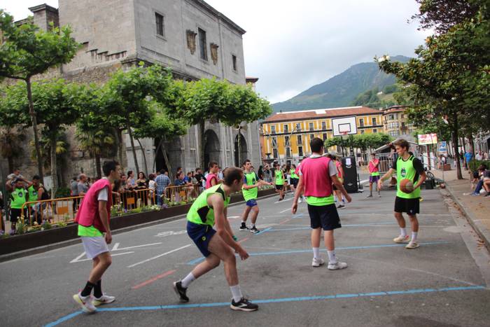 Saskibaloiak Tolosa hartu du 43 1654973419444