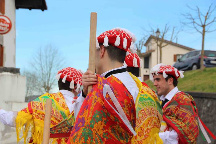 Lo zegoena, esnatu dute Abal 20 1551613647845