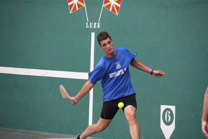 Ikuskizun handia ikusi da Bidaniako frontoian 23 1472230421928