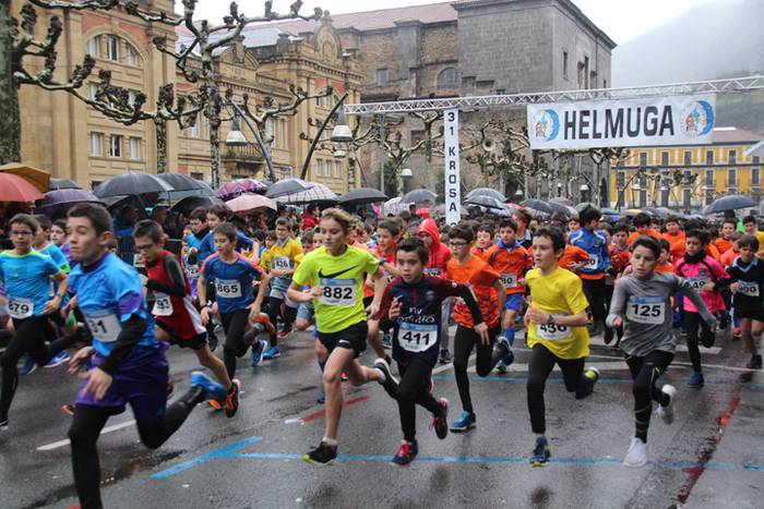 700 haur inguru XXXI. Ero Et 48 1516542131204