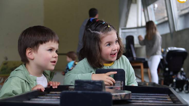 Mitologia parkean murgiltzeko parada