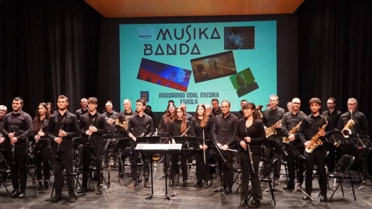 Andoaingo Bandak kontzertua emango du igandean