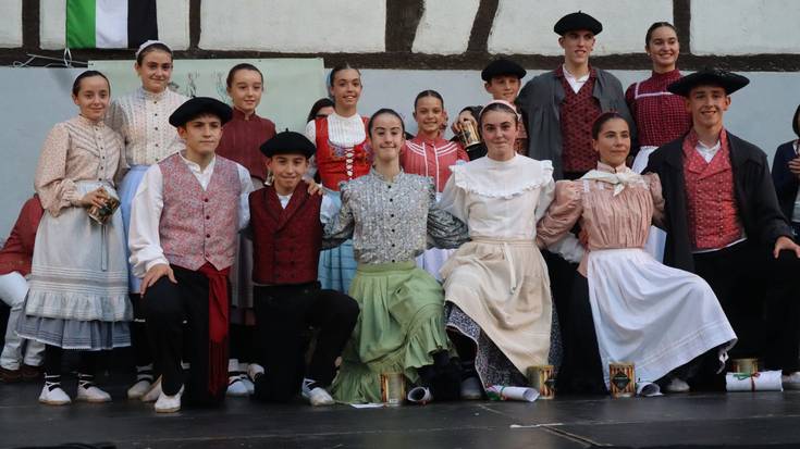 Nora Davila eta Julen Lertxundi izan dira garaile Lizartzan