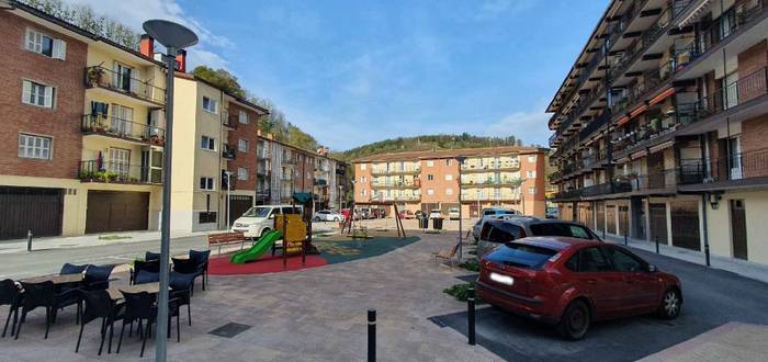 Amaitu dituzte Larraitz auzoa berritzeko lanak