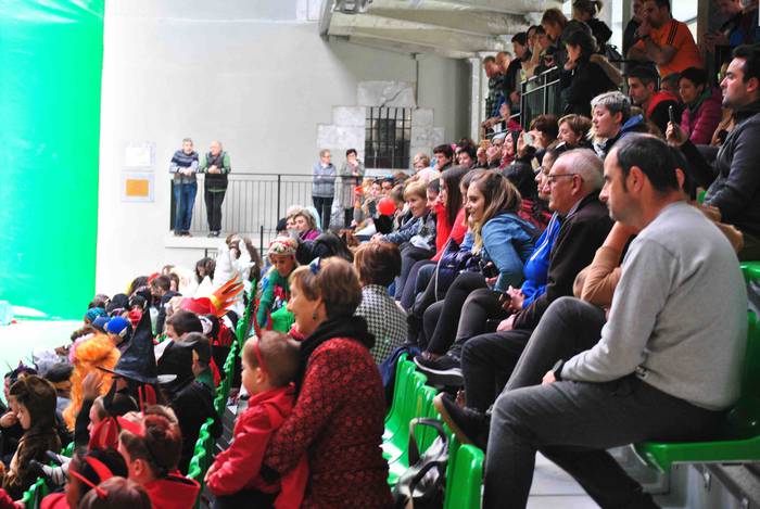 Euskal mitologiaz jantzi da  10 1582282569609