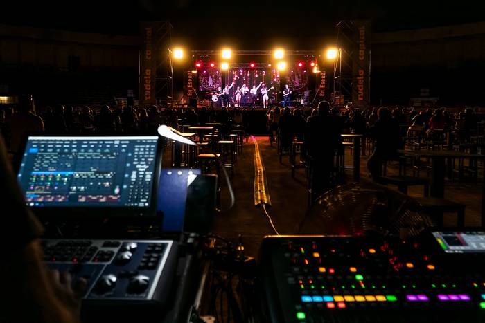 Oholtza gaineko esentzia