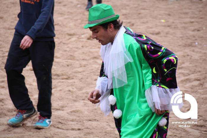 Zezenak adarrak okerrak ditu 97 1488277722611