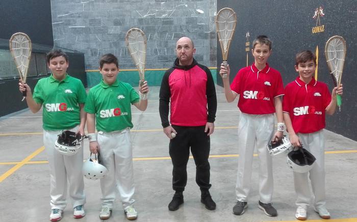 Gipuzkoako xare Txapelketako finalerdiak, larunbatean, otsailak 15, Irurako Ametsa Trinketean