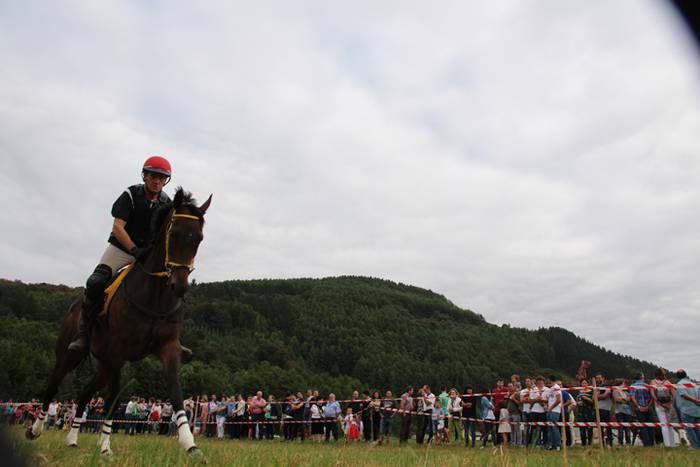 Zaldiak lasterka, gazteak desafioan 18 1472406600546