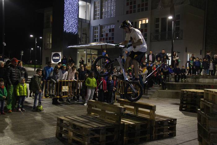 Biketrial erakustaldia Zizurkilgo kirol astean 3 1481965488851