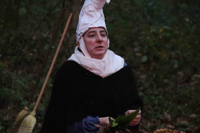 Olentzaroaren magian murgild 40 1577038524583