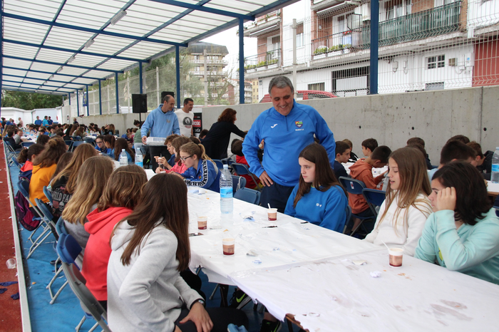 Futbola bakarrik ez, festa e 5 1528554651342