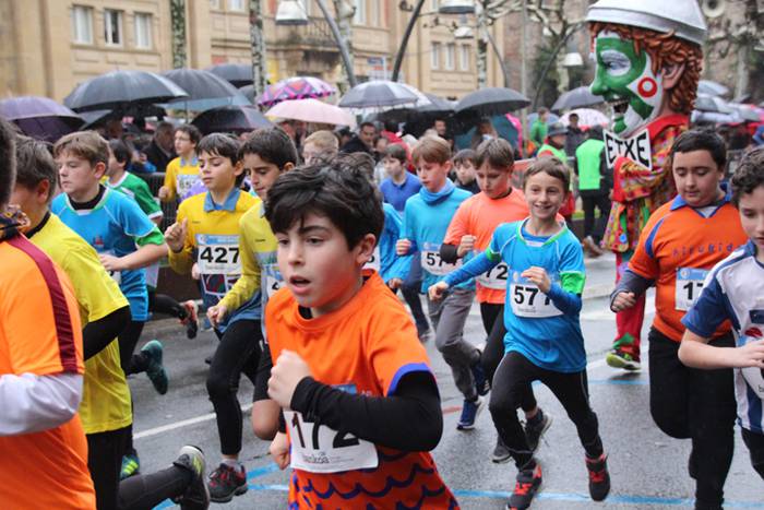 700 haur inguru XXXI. Ero Et 49 1516542137206