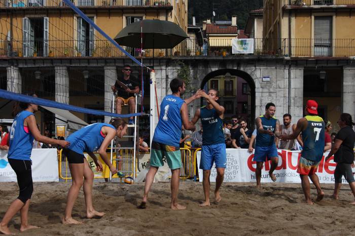 IX. Hondartzako Bolei Txapel 8 1536430398226