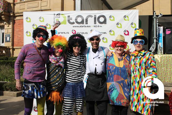 Photocoll-ean jartzeak saria 14 1488129958404