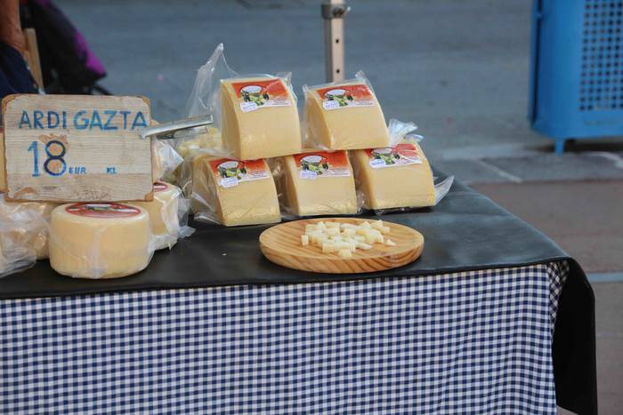 Zilarrezko urteurrenean, ino 5 1599914507673