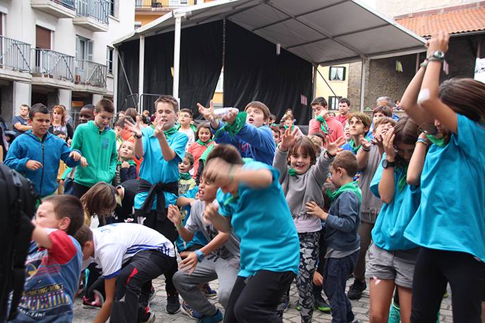 IRURAKO JAIAK 2017. TXUPINAZ 33 1506102270060