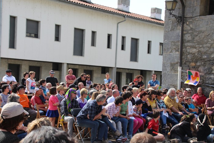 Dantza, kantua eta antzerkia, maskaradan - 42