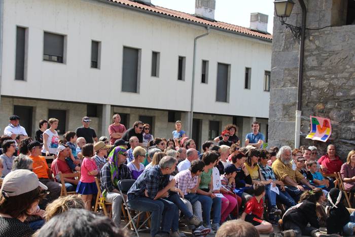 Dantza, kantua eta antzerkia 40 1494179303952