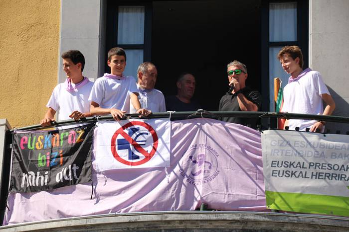 Piztu da sei eguneko festa Ibarran 4 1471949285771