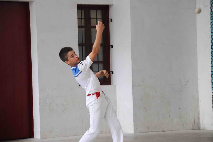 Txikiek pilotari handiak dir 13 1565875076372