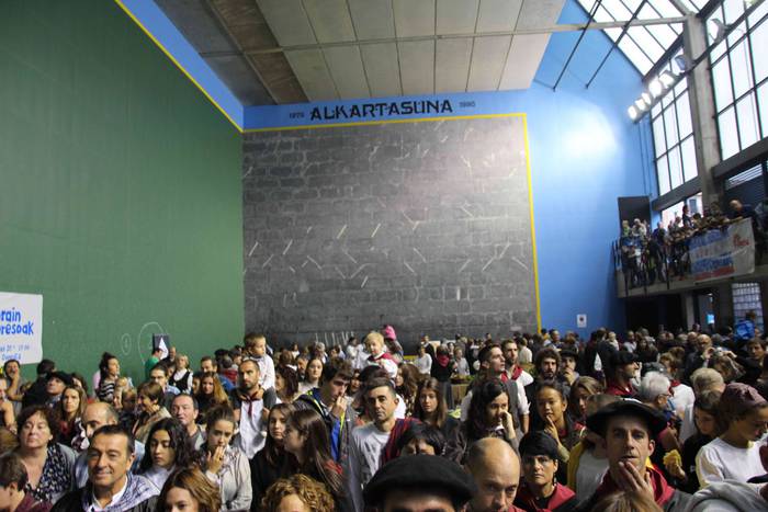 Euskal Jaia ospatzen ari dir 23 1539524227361