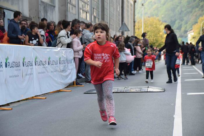 Gozatu egin dute txikienek S 27 1634039489003