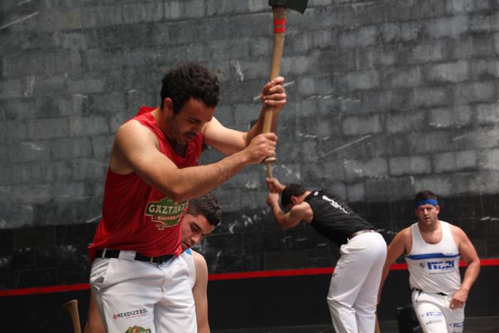 Zizurkilgo baserritarrek eur 14 1494860216433