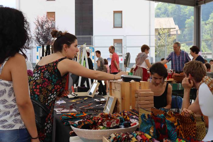 Udaberriko azokak girotu du  44 1653218815758