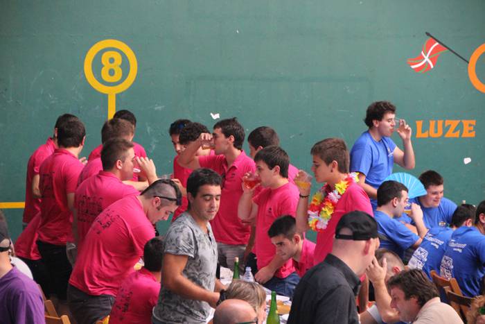 PIlotalekua kuadrillen kolorez beteta 12 1472221383349