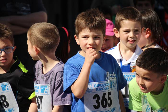 Haur, gazte eta heldu krosea 31 1491741972885