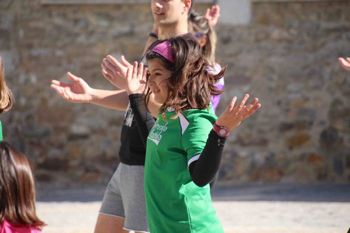 irura-gazte-asanblada-zunba- 24 1553343550167